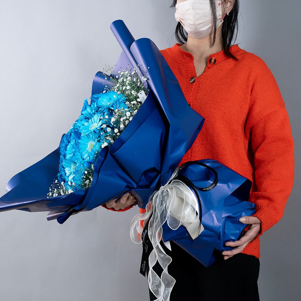青ガーベラ100本の花束(かすみ草入り) 商品画像 6